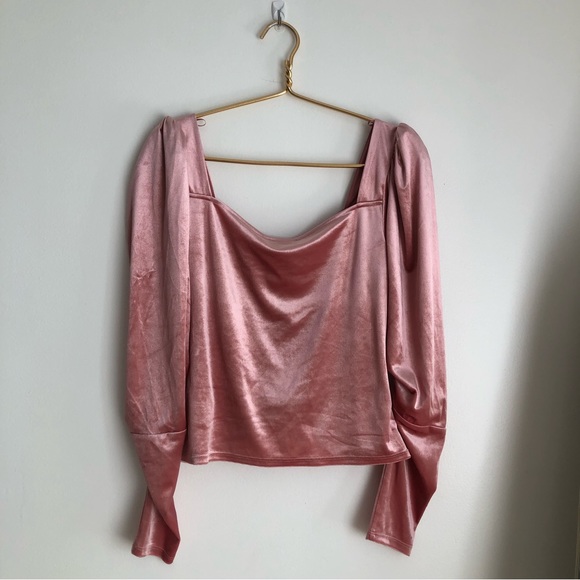 NWT Express Pink Velvet Long Sleeve Blouse - Picture 9 of 11